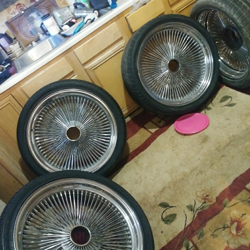 22in chrome daytons